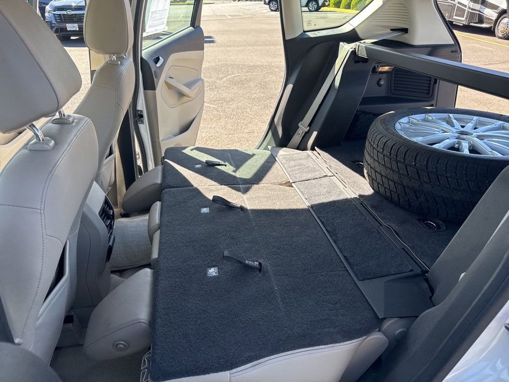 Used 2013 Ford C-MAX SEL image 16