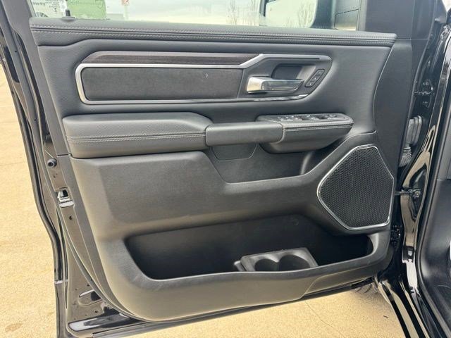 Used 2025 RAM 1500 Laramie w/ Sport Appearance Package image 8