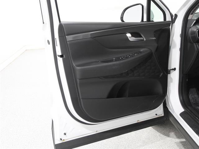 Certified 2023 Hyundai Santa Fe SEL image 4