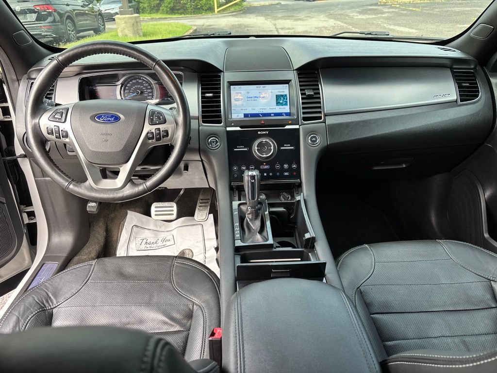 Used 2015 Ford Taurus SHO w/ Equipment Group 401A AWD/4WD image 26
