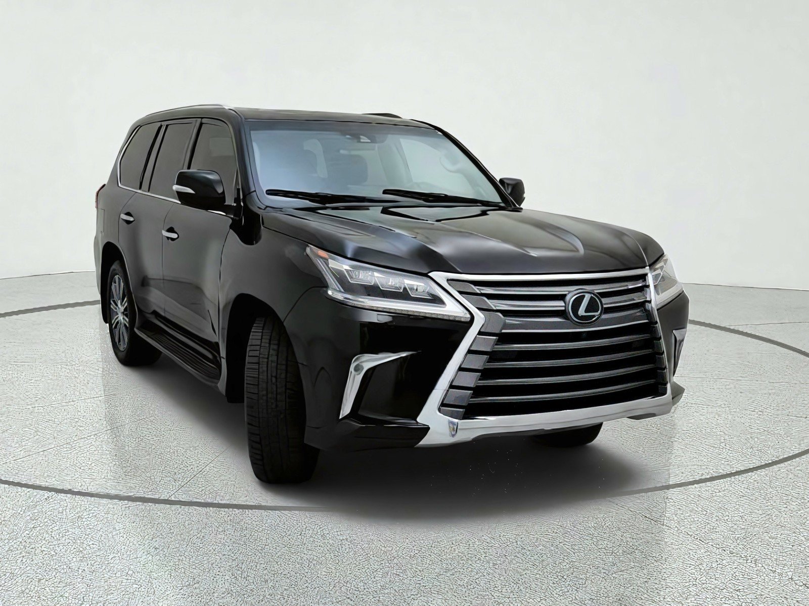 Used 2016 Lexus LX 570 4WD w/ Luxury Package image 4