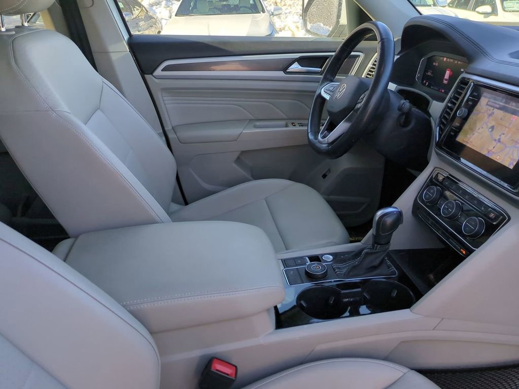 Used 2021 Volkswagen Atlas SEL R-Line image 39