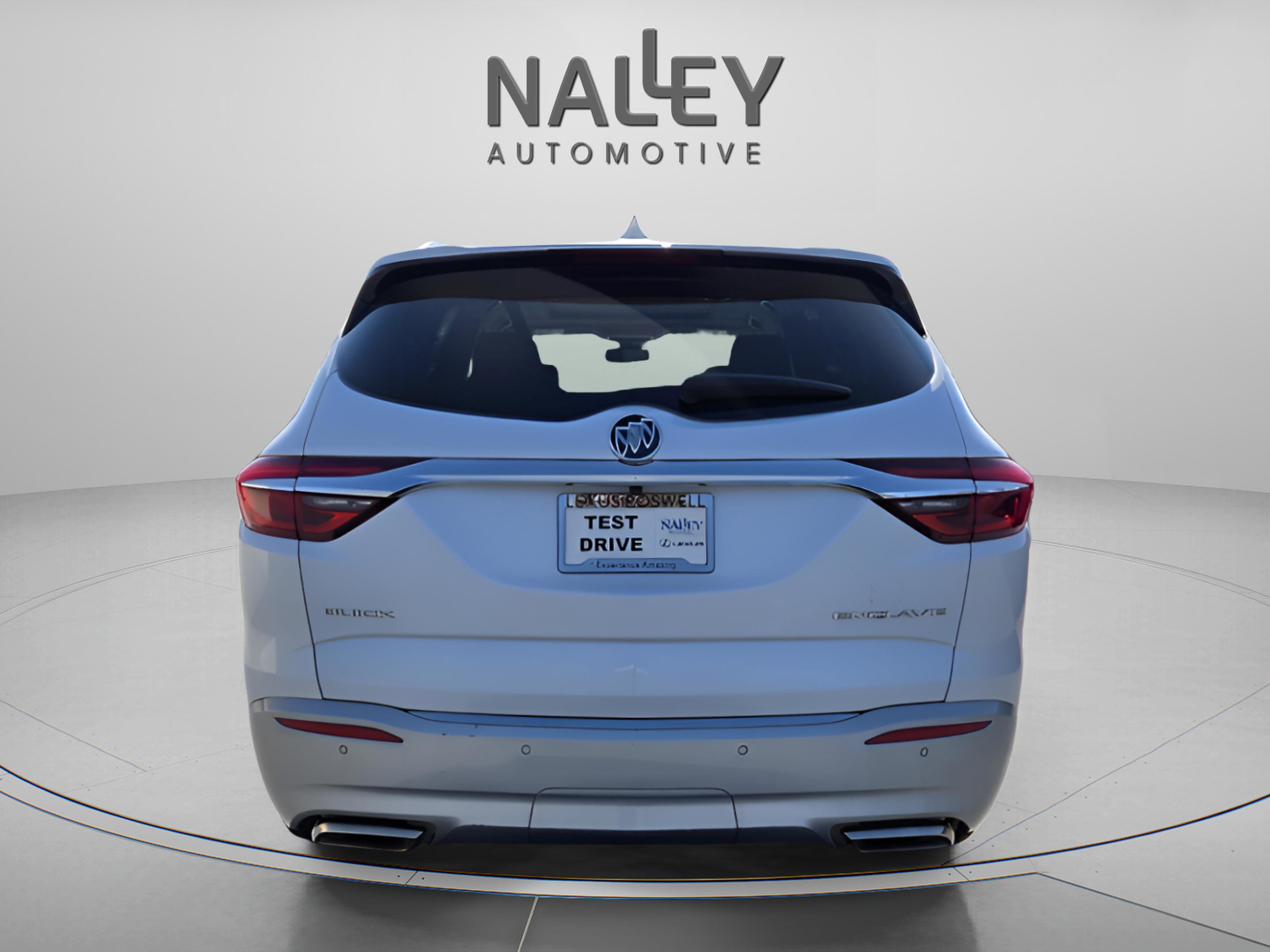 Used 2018 Buick Enclave Premium w/ Experience Buick Package image 5