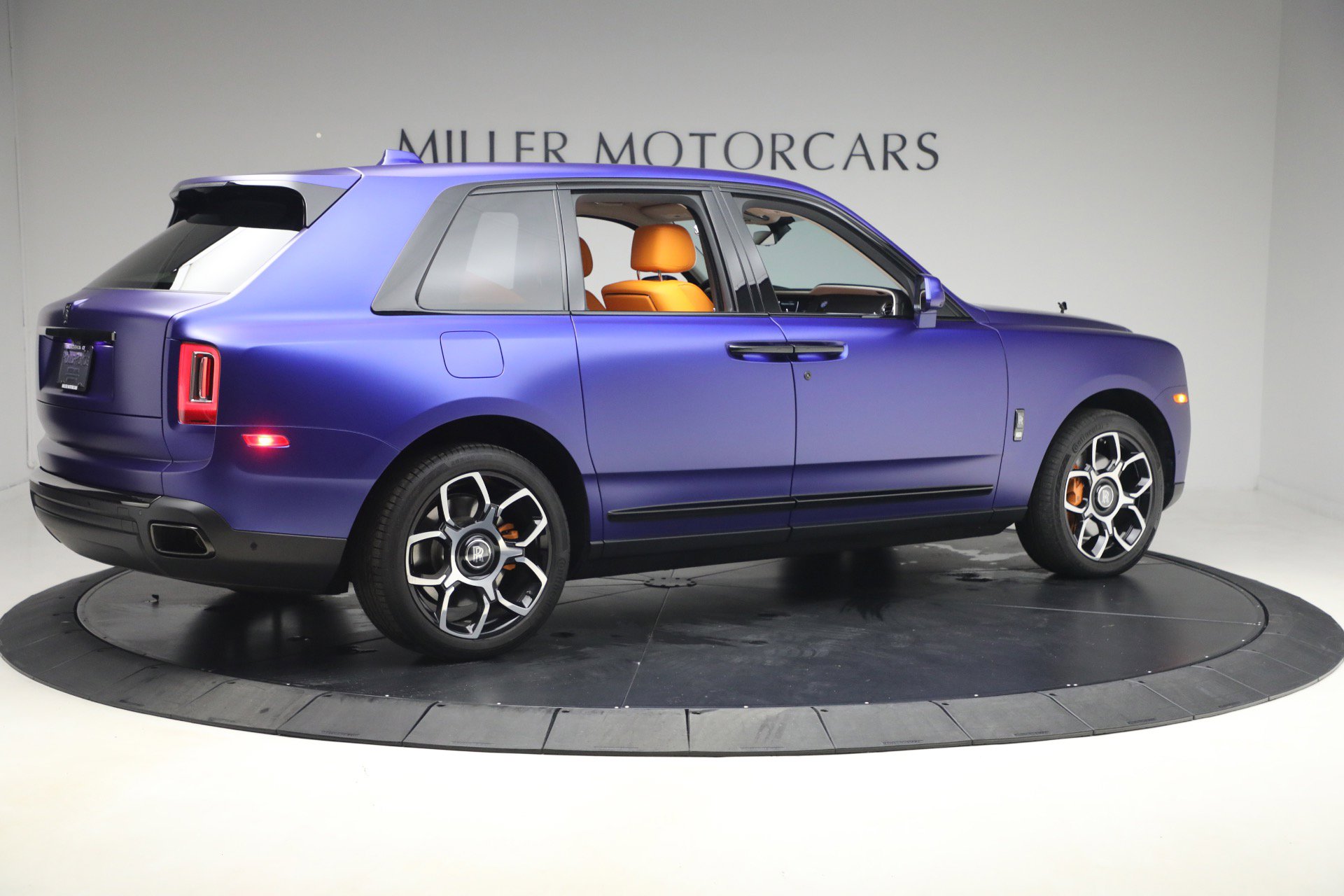 Certified 2023 Rolls-Royce Cullinan Black Badge w/ Driver's Package image 5