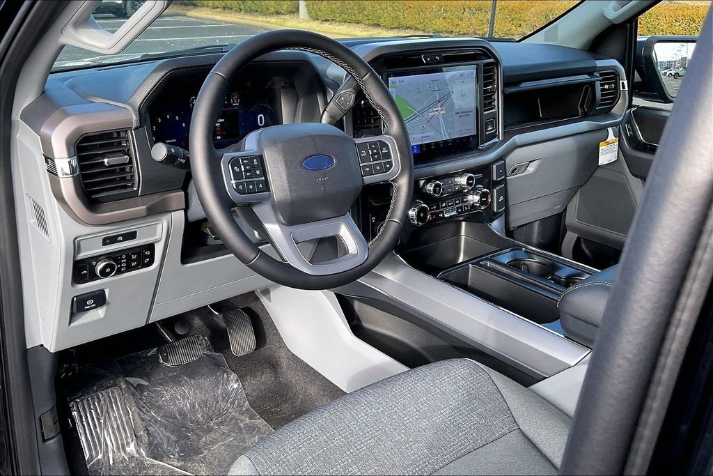 New 2025 Ford F150 XLT w/ Equipment Group 302A MID image 6