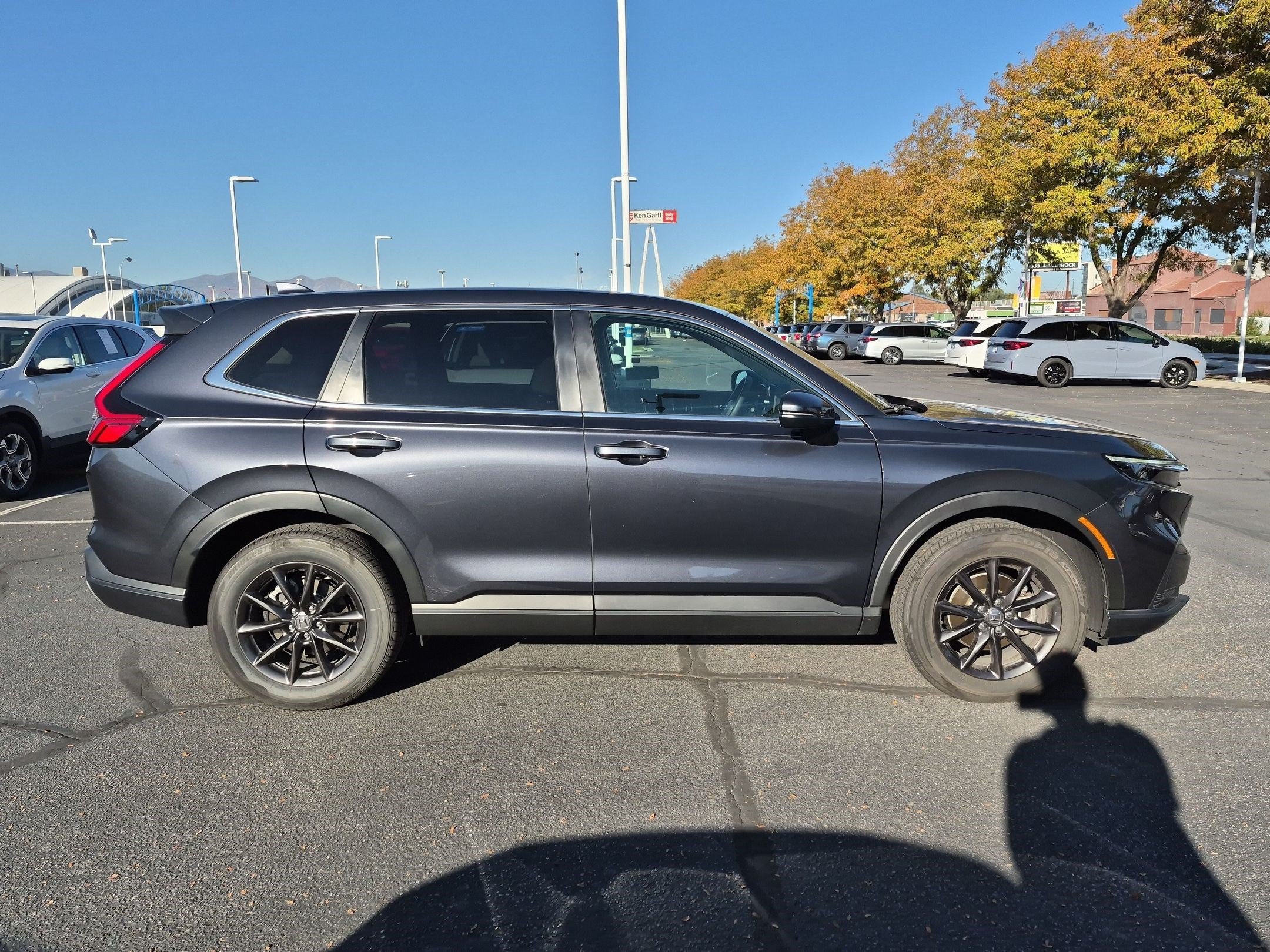 Used 2026 Honda CR-V EX-L image 2