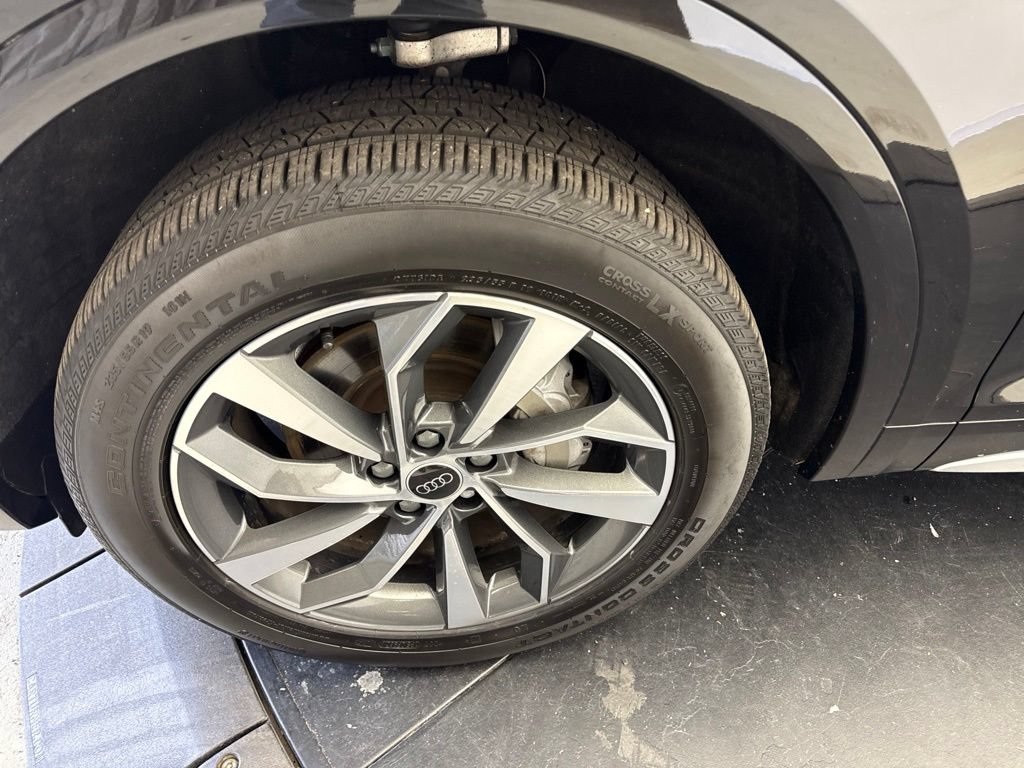 Certified 2023 Audi Q5 2.0T Premium Plus AWD/4WD image 11