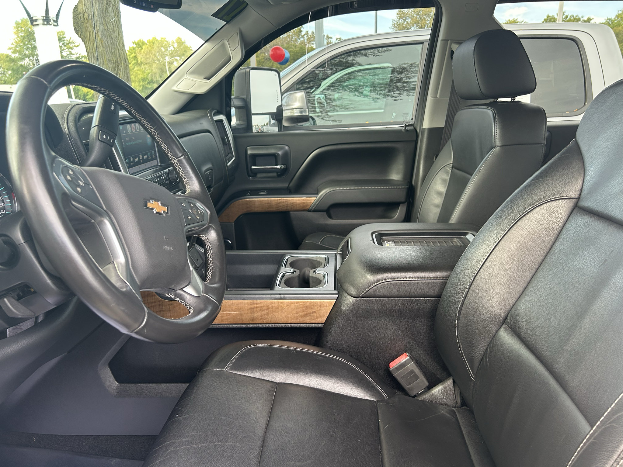 Used 2017 Chevrolet Silverado 1500 LTZ w/ Max Trailering Package AWD/4WD image 25
