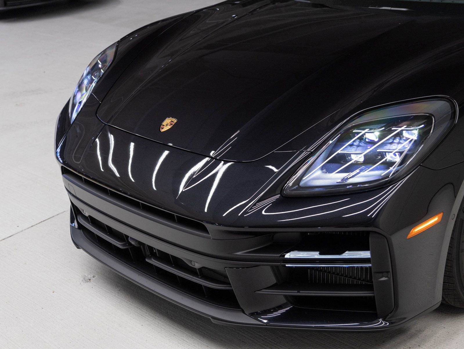 New 2026 Porsche Panamera 4S image 34
