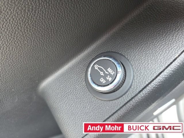 Used 2023 Chevrolet Traverse RS AWD/4WD image 28