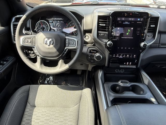 Used 2025 RAM 1500 Big Horn AWD/4WD image 9