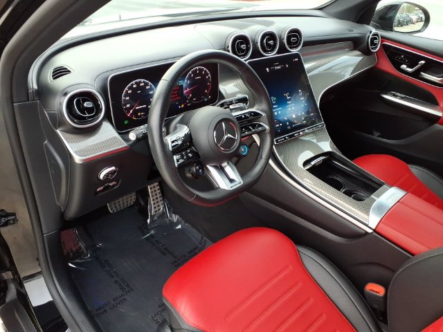 Used 2024 Mercedes-Benz GLC 43 AMG 4MATIC image 13
