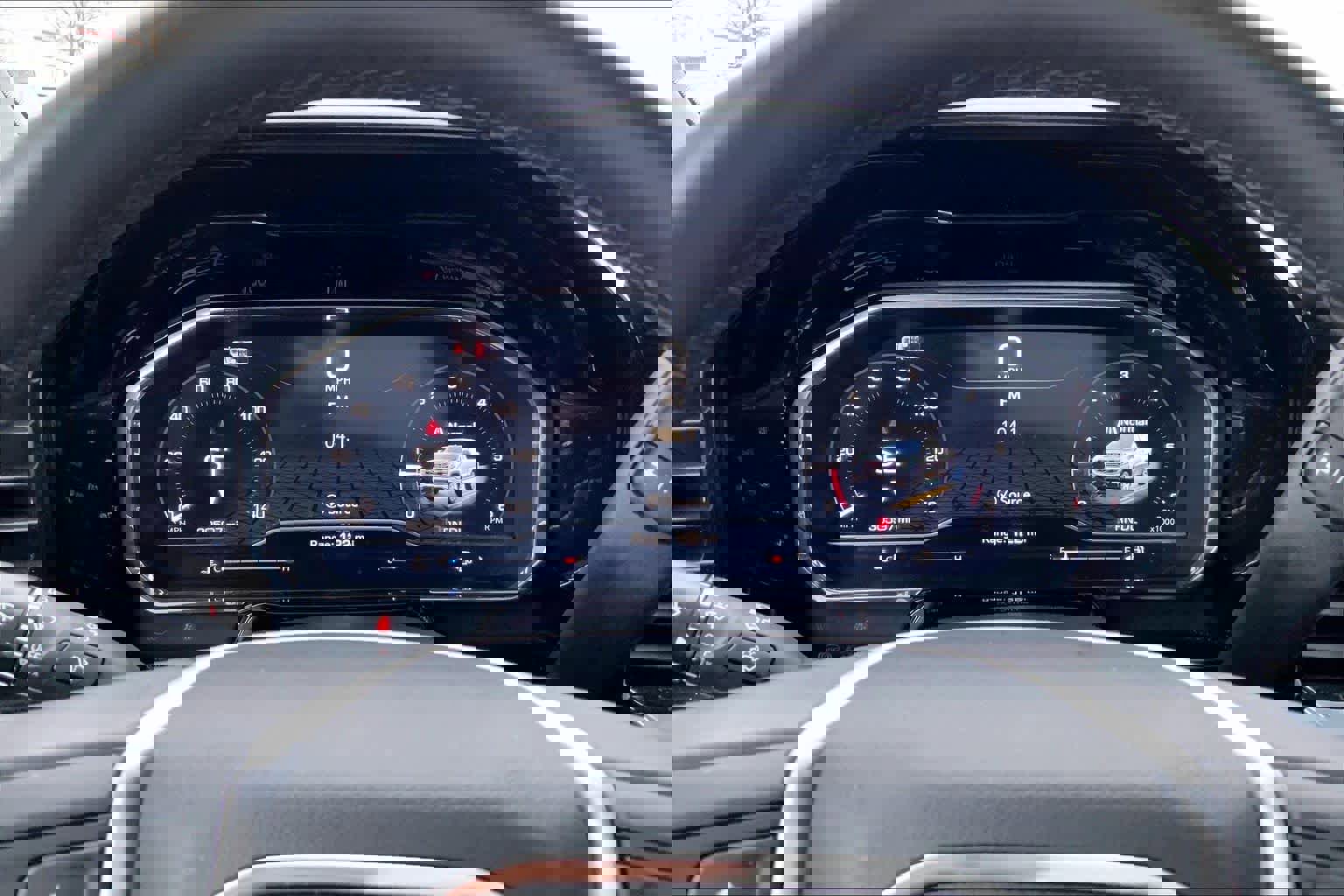 Used 2025 GMC Sierra 1500 SLT image 24