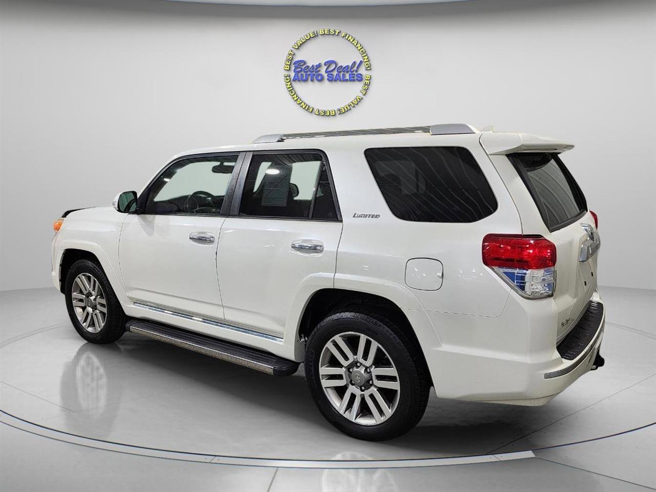 Used 2011 Toyota 4Runner Limited AWD/4WD image 4
