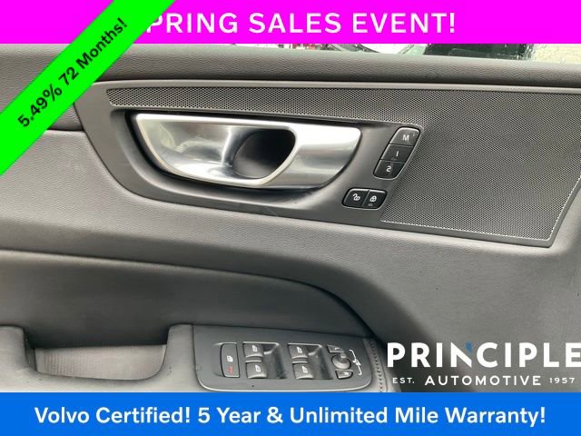 Certified 2025 Volvo XC60 B5 Core image 15