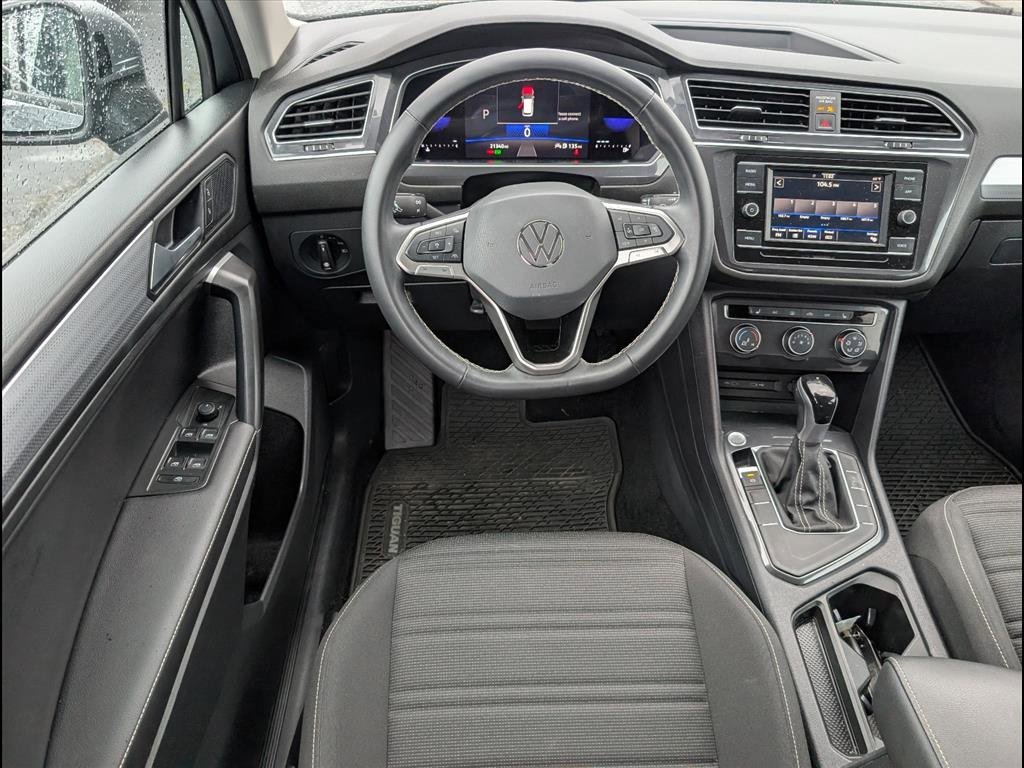 Used 2024 Volkswagen Tiguan S image 11