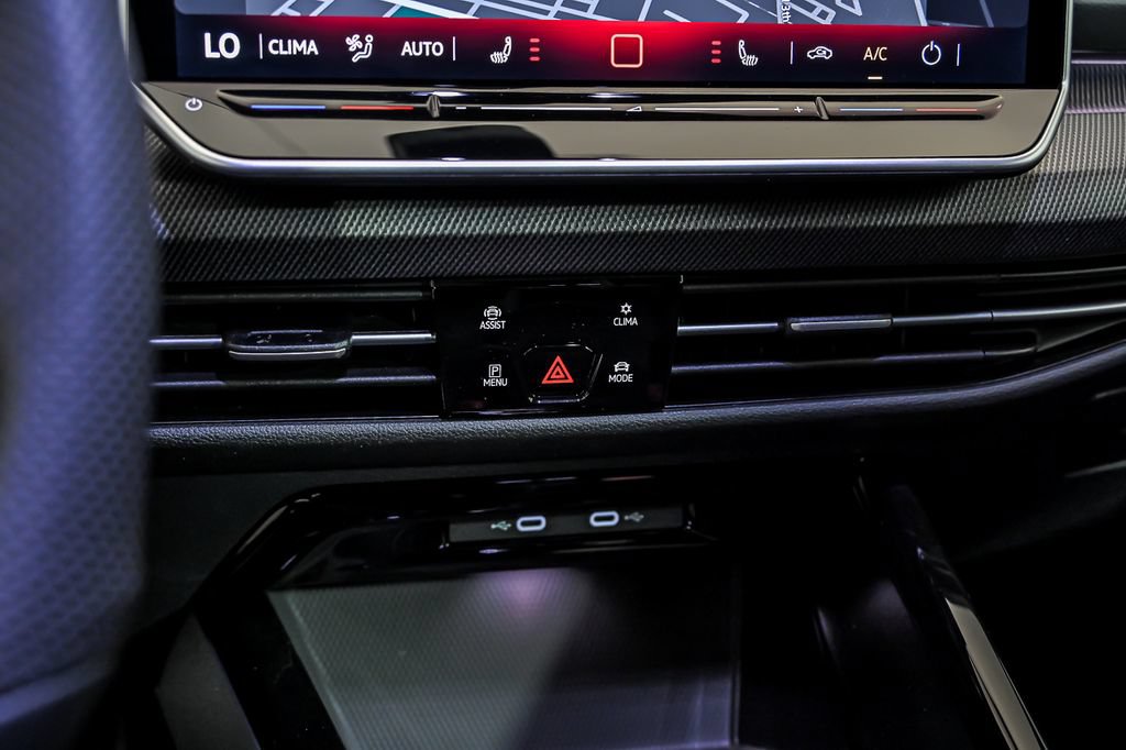 New 2026 Volkswagen GTI SE FWD image 16