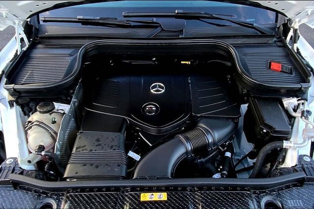 Used 2025 Mercedes-Benz GLE 350 4MATIC image 26