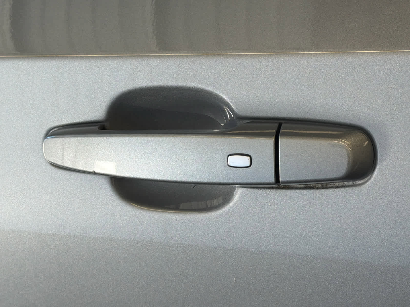 Used 2023 GMC Terrain SLE w/ Driver Convenience Package FWD image 10