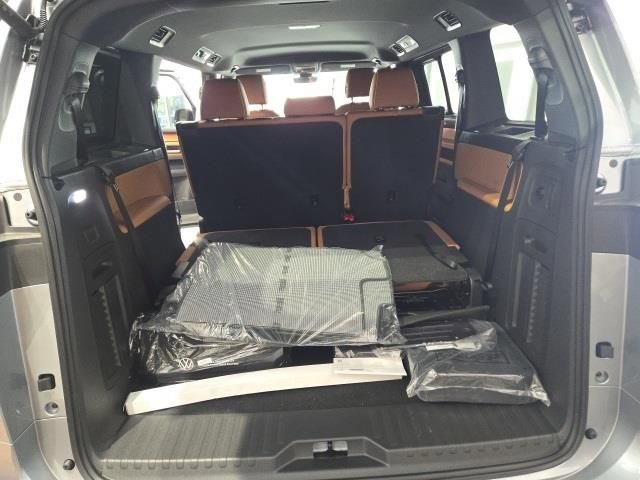 New 2025 Volkswagen ID. Buzz Pro S image 10