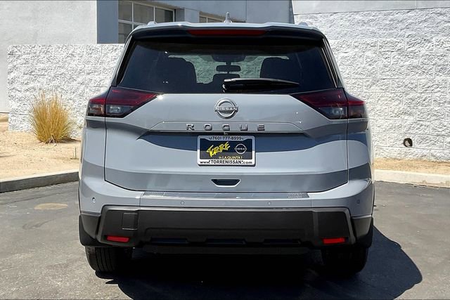 New 2026 Nissan Rogue SV w/ SV Premium Package image 3