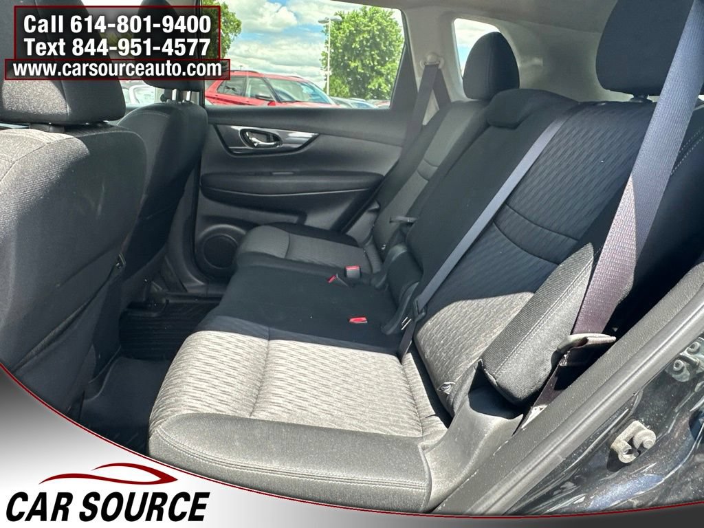 Used 2018 Nissan Rogue SV AWD/4WD image 11