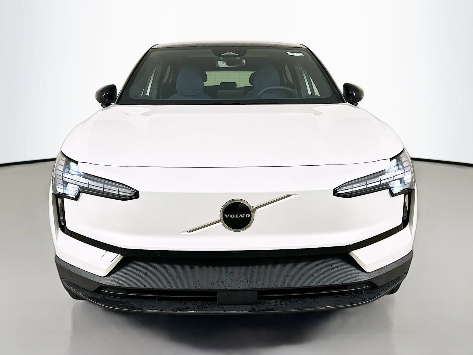 New 2026 Volvo EX30 Plus w/ Protection Package Premier AWD/4WD image 2