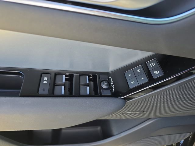 Used 2024 Land Rover Range Rover Velar S AWD/4WD image 32