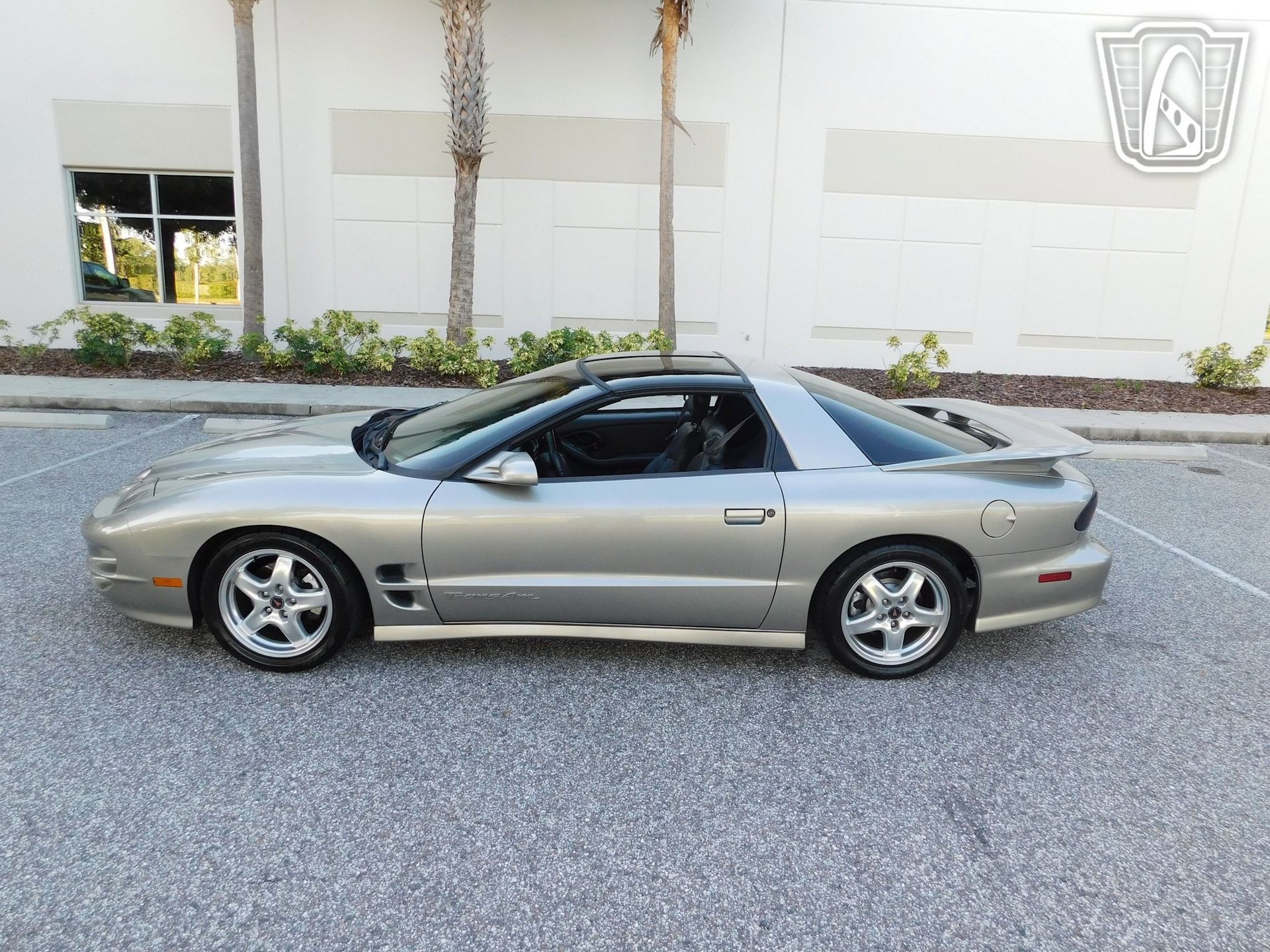 Used 1999 Pontiac Firebird Formula w/ Security Pkg image 29