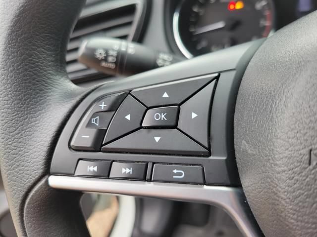 Used 2020 Nissan Rogue SV AWD/4WD image 22