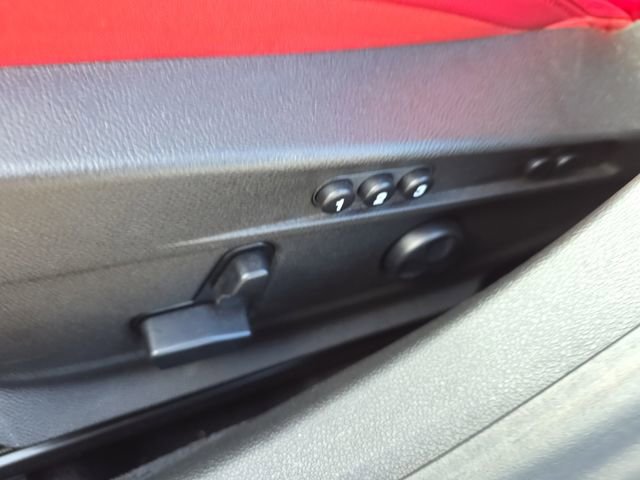 Used 2024 Alfa Romeo Giulia Ti w/ Performance Driving Package image 18