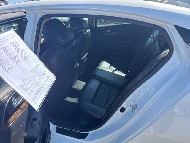 Used 2017 Nissan Maxima Platinum FWD image 11