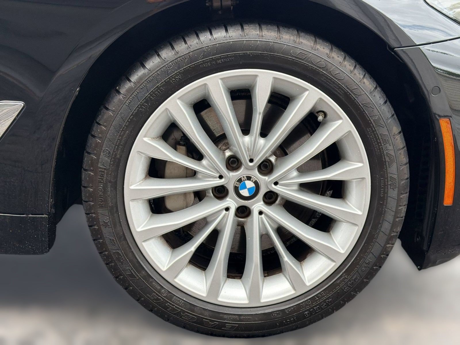 Used 2021 BMW 530i RWD image 12