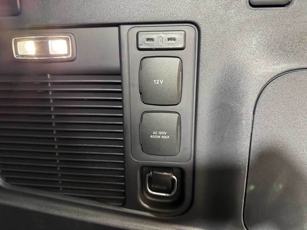 Certified 2025 Lincoln Navigator Black Label AWD/4WD image 23