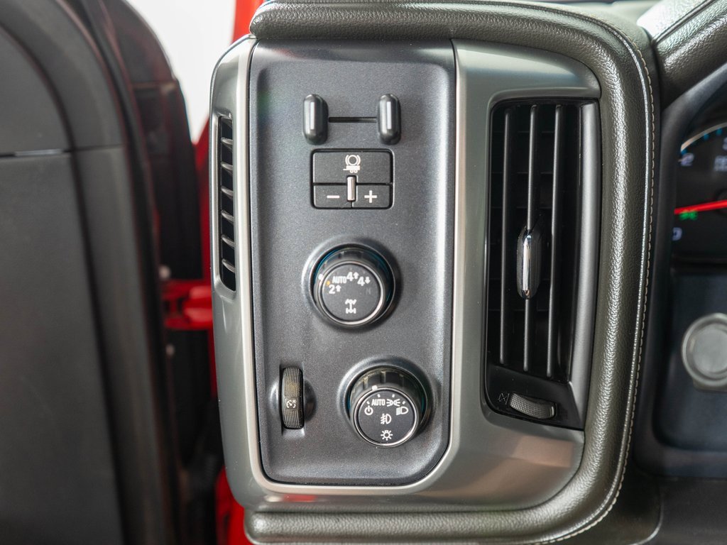 Used 2018 Chevrolet Silverado 1500 LTZ w/ LTZ Plus Package image 22