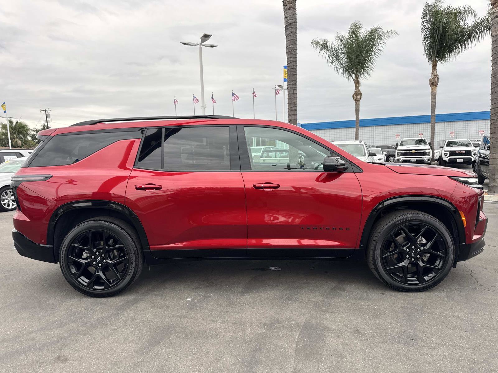 Used 2024 Chevrolet Traverse RS w/ LPO, Floor Liner Package image 4