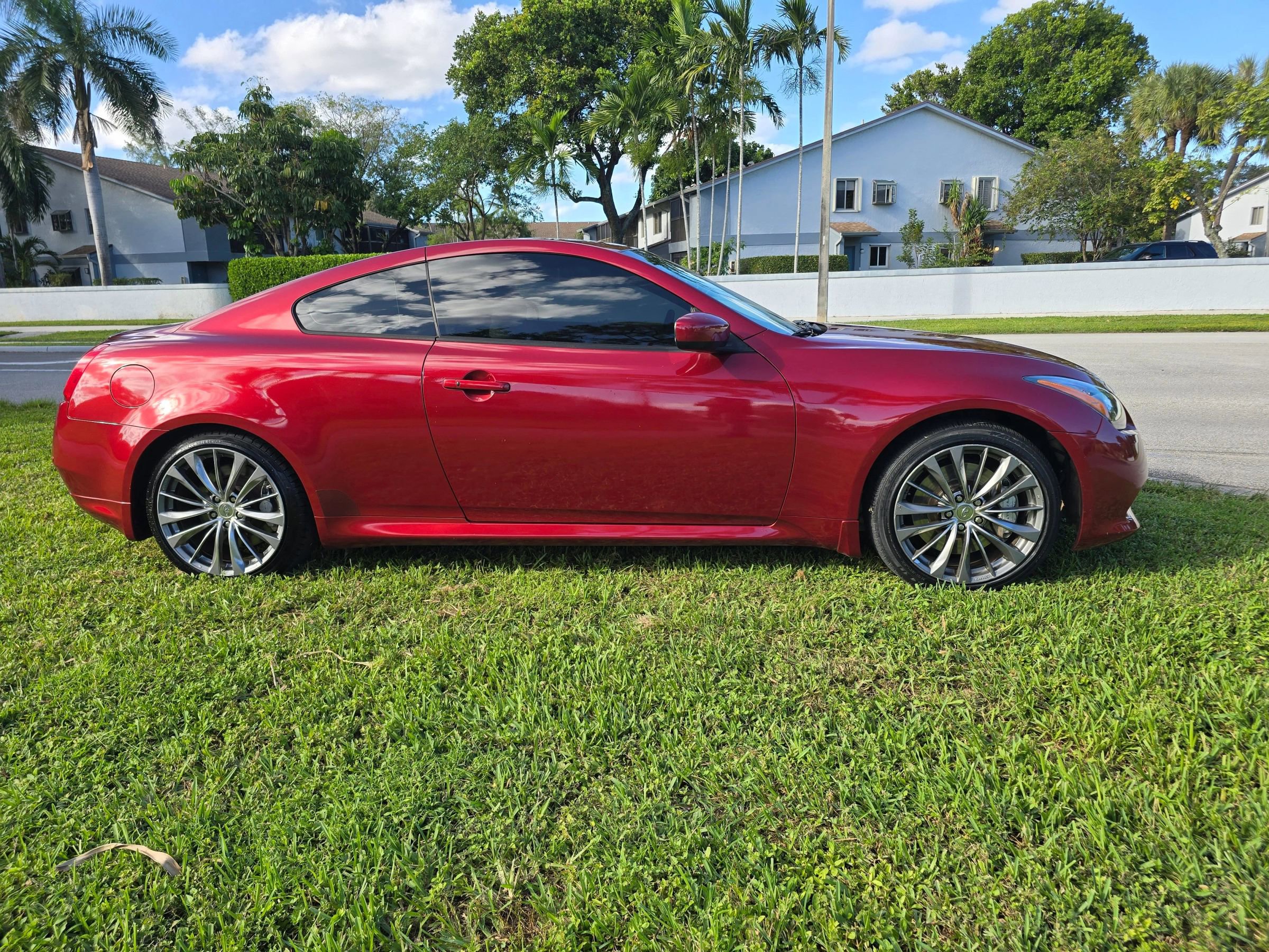 Used 2014 INFINITI Q60 Journey w/ Premium Package image 4