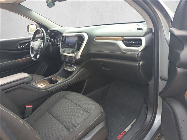 Used 2020 GMC Acadia SLE w/ LPO, Floor Liner Package image 15