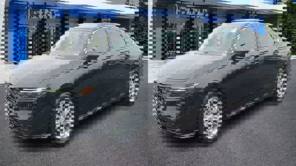 Certified 2024 Honda Accord LX image 4