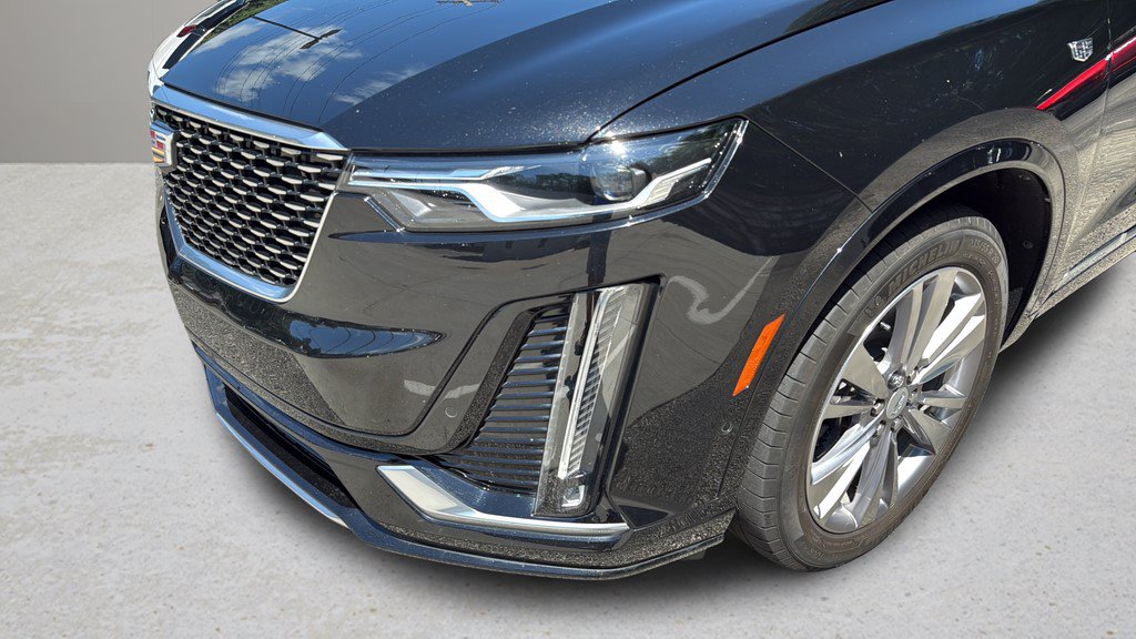 Certified 2023 Cadillac XT6 Premium Luxury w/ Technology Package AWD/4WD image 9
