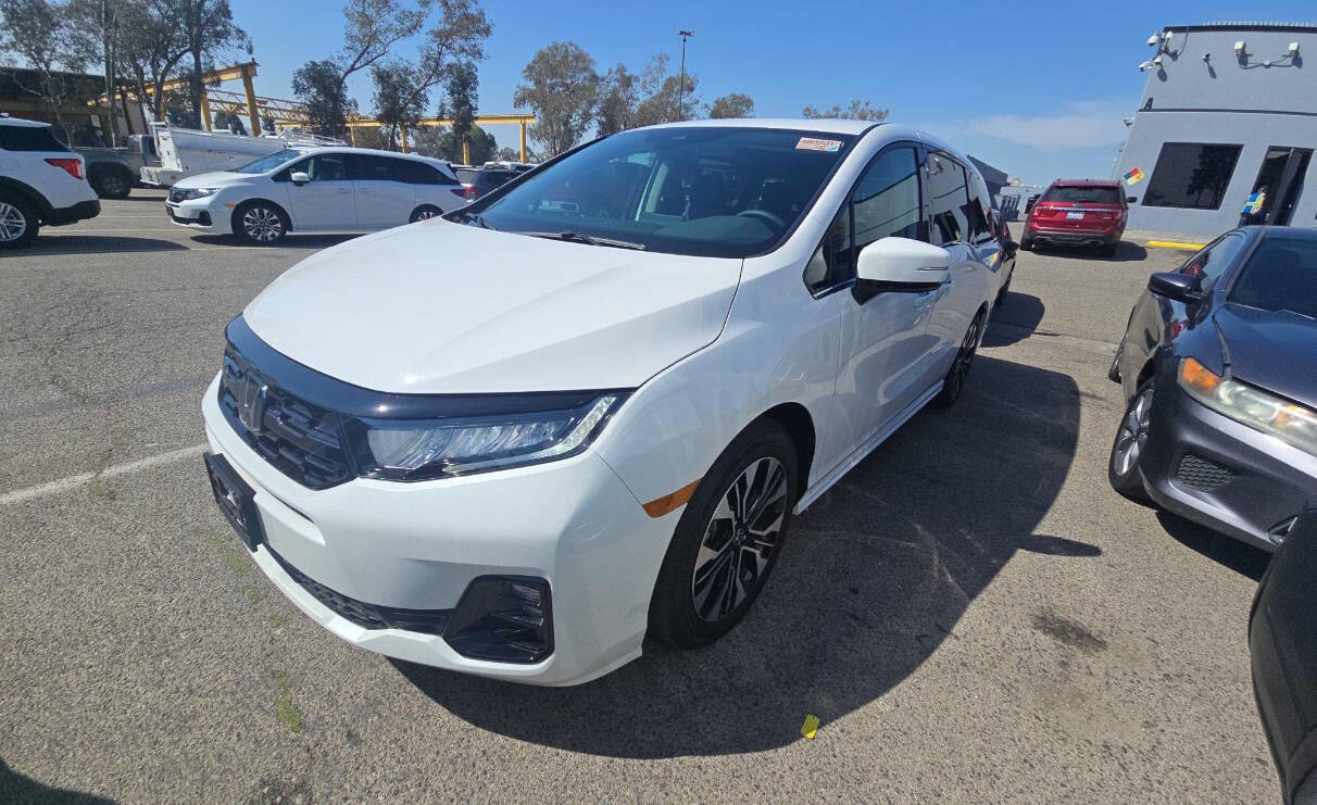 Used 2026 Honda Odyssey Elite image 4