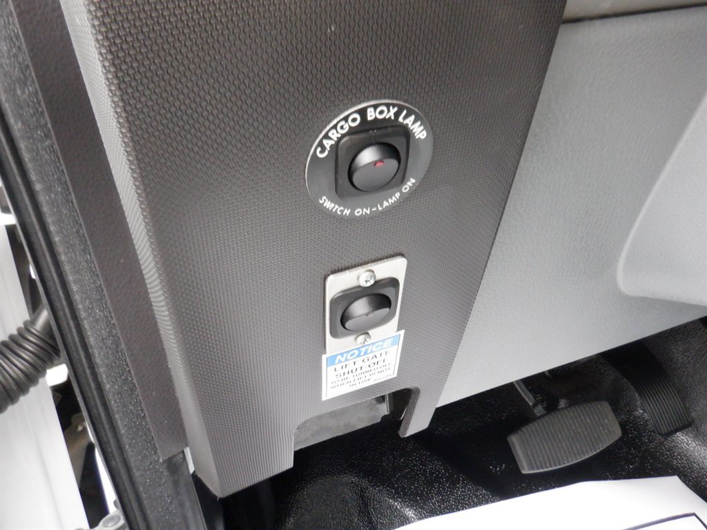 Used 2022 Ford F650 2WD Regular Cab Super Duty image 16