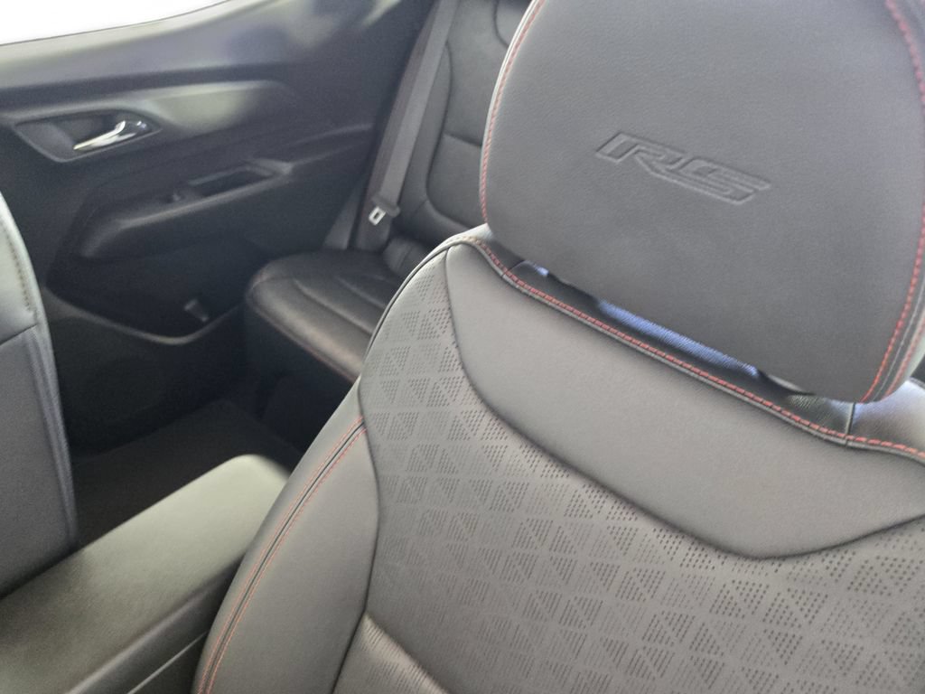 New 2027 Chevrolet Bolt RS w/ Technology Package FWD image 26