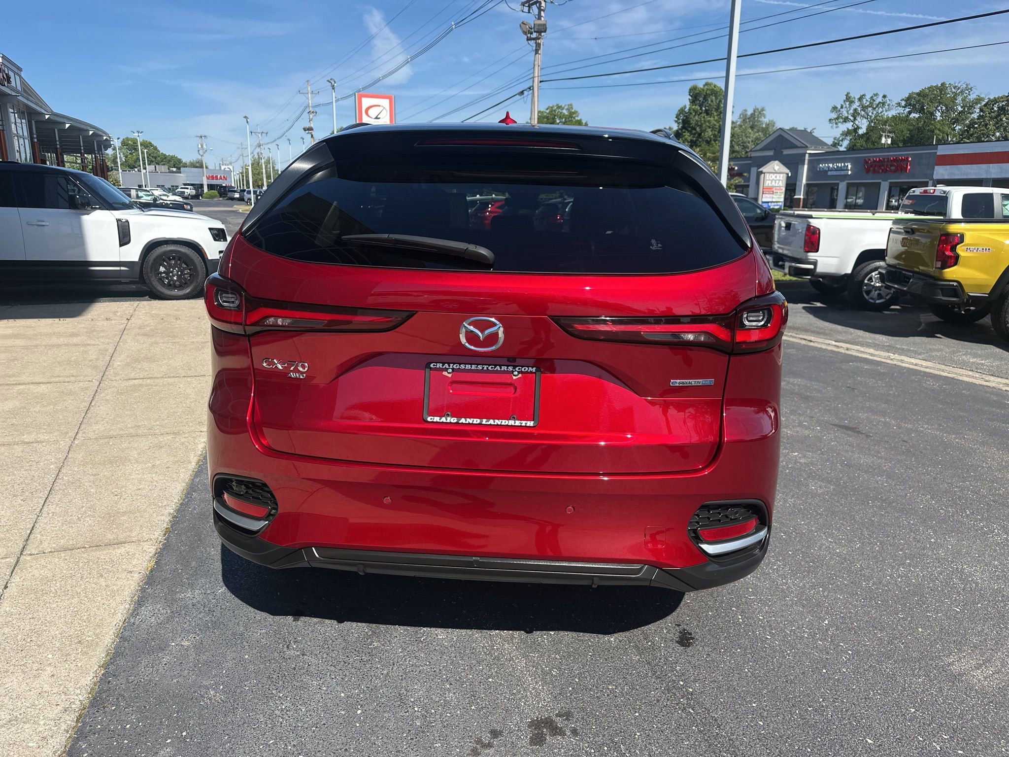 Used 2025 MAZDA CX-70 Plug-In Hybrid w/ Premium Pkg image 3