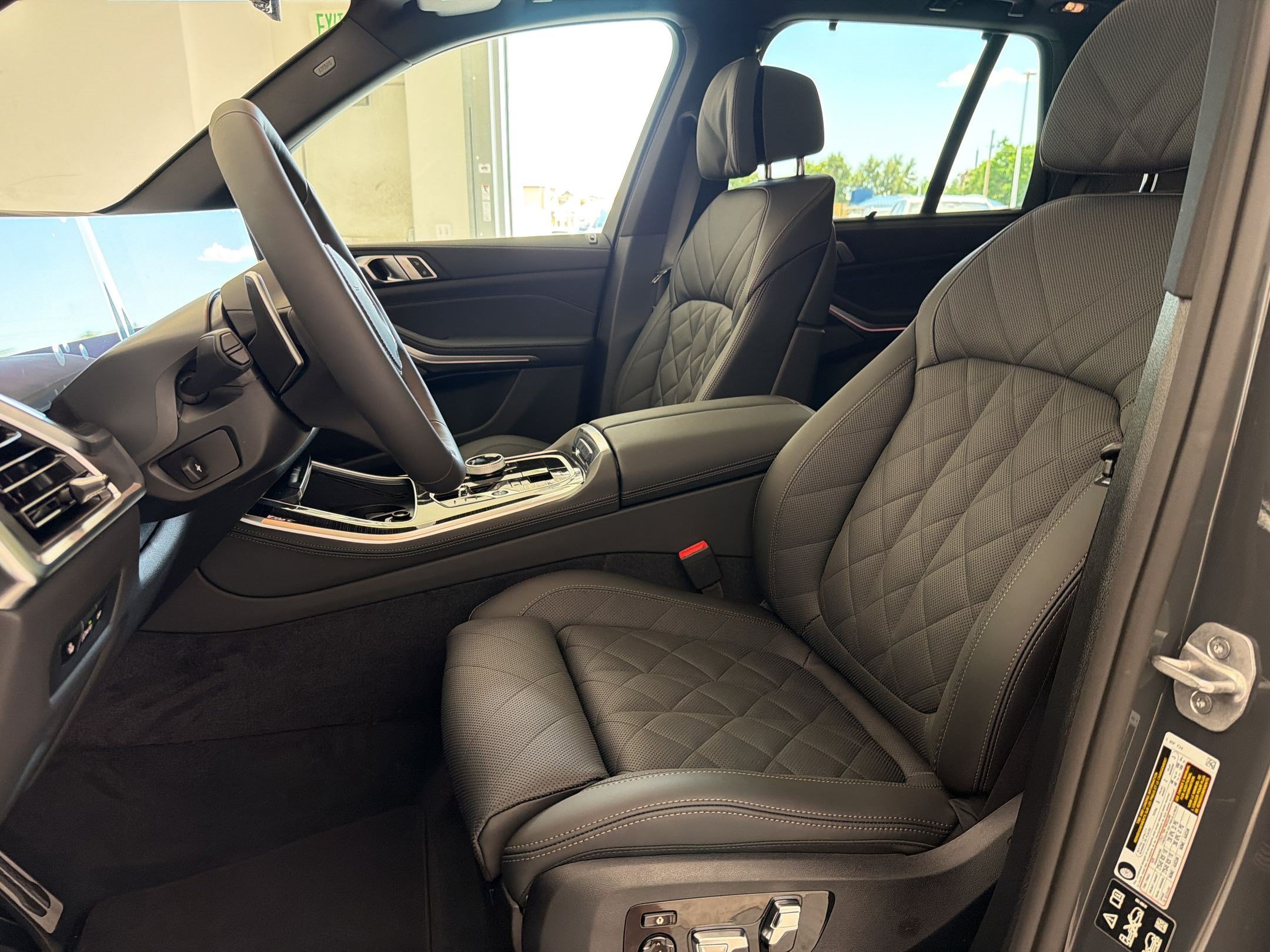 New 2026 BMW X5 xDrive40i w/ Executive Package AWD/4WD image 5