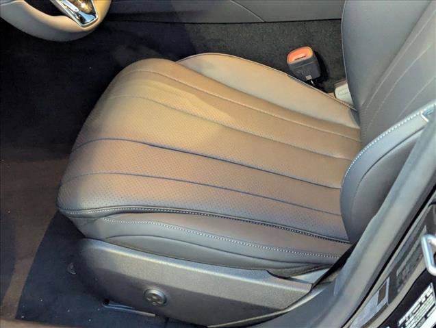 New 2026 Mercedes-Benz E 350 4MATIC Sedan image 4