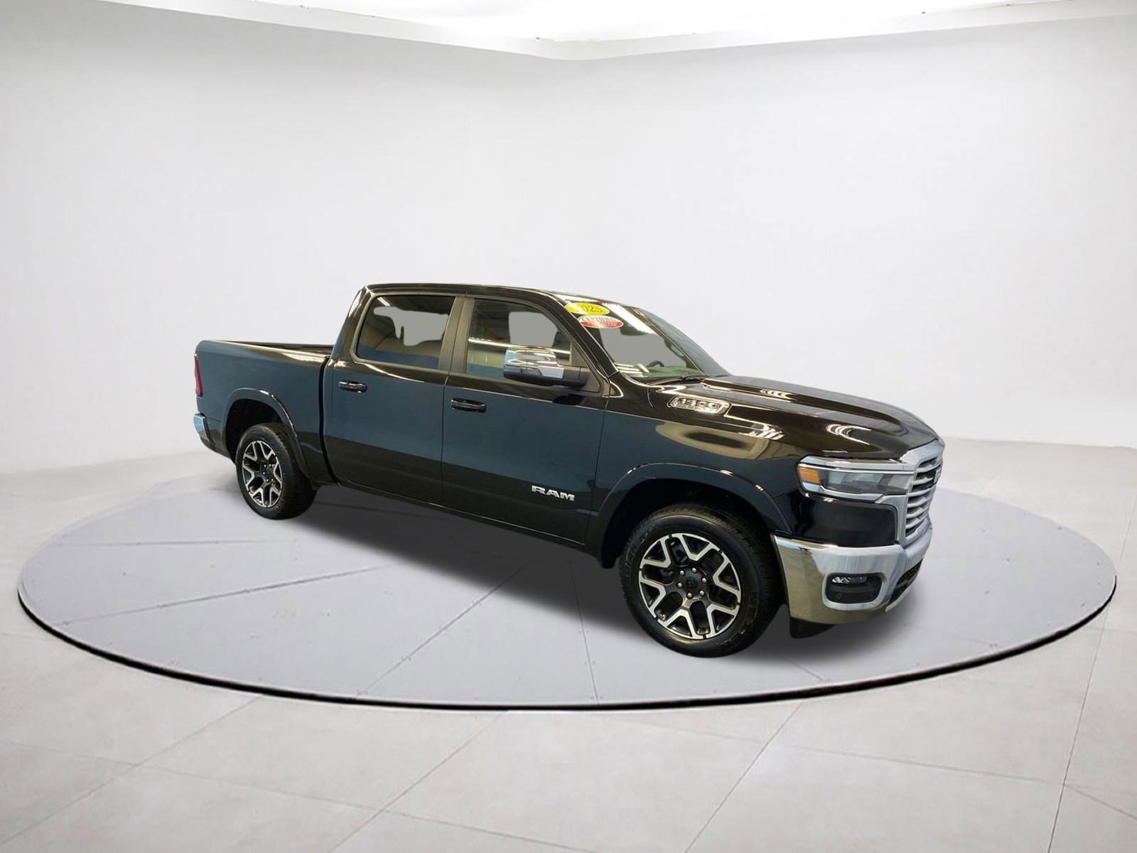 Used 2025 RAM 1500 Laramie w/ Bed Utility Group AWD/4WD image 8