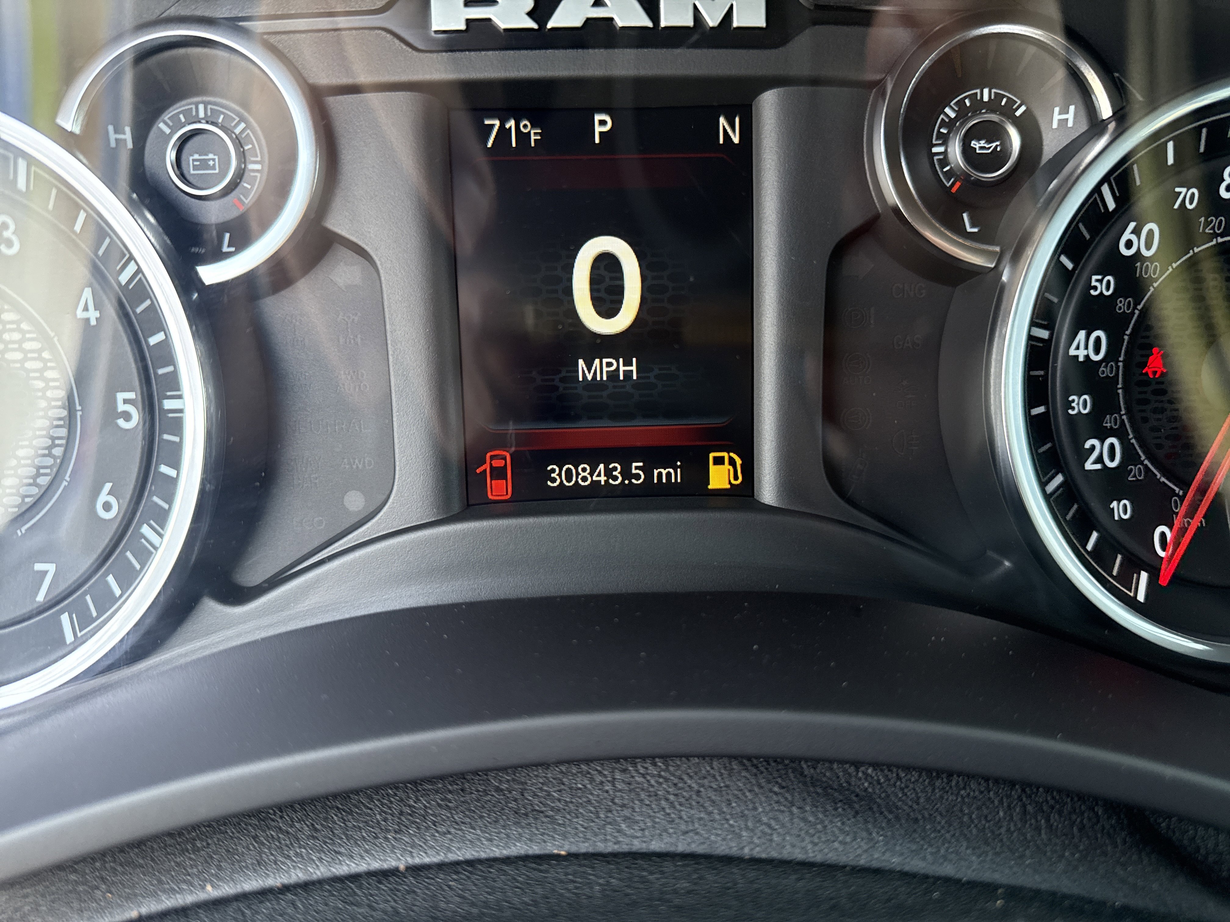 Used 2023 RAM 2500 Big Horn w/ Level 1 Equipment Group AWD/4WD image 22
