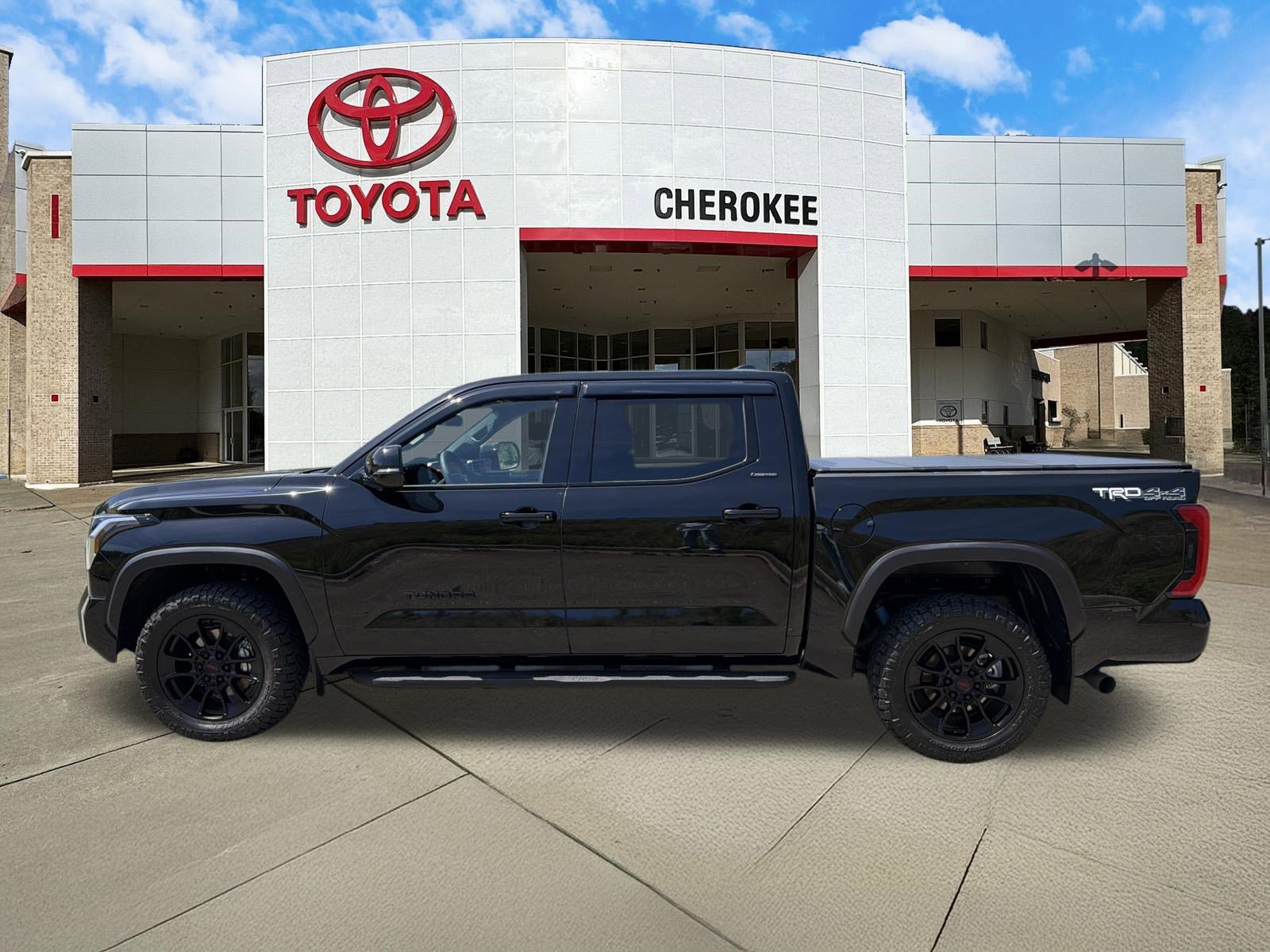 Used 2025 Toyota Tundra Limited w/ TRD Off-Road Package AWD/4WD image 8