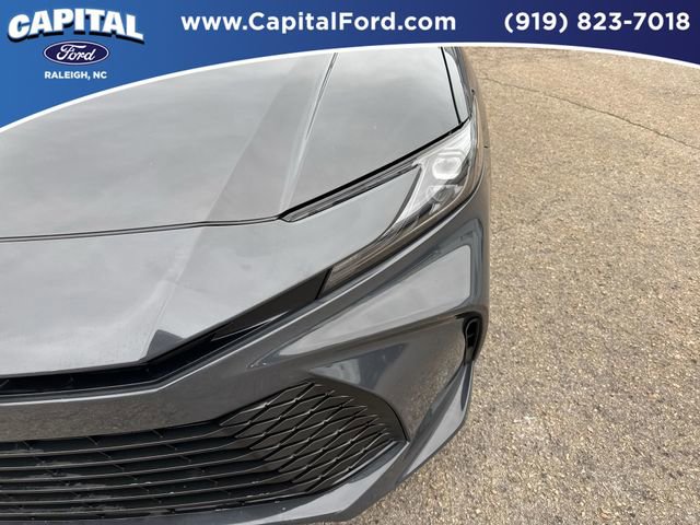 Used 2025 Toyota Camry LE image 11